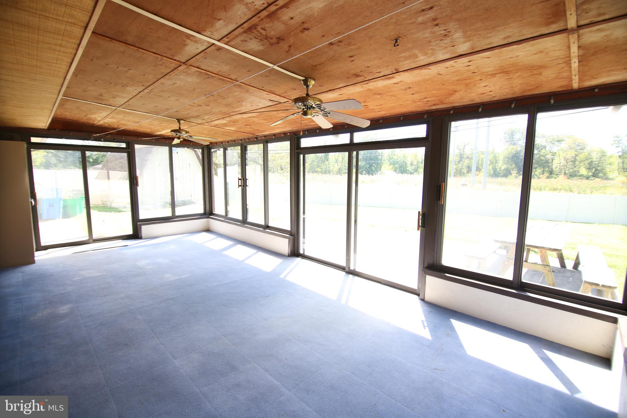 23 Vineyard Road Levittown, PA 19057 - Photo 22 of 30 Three Season Room