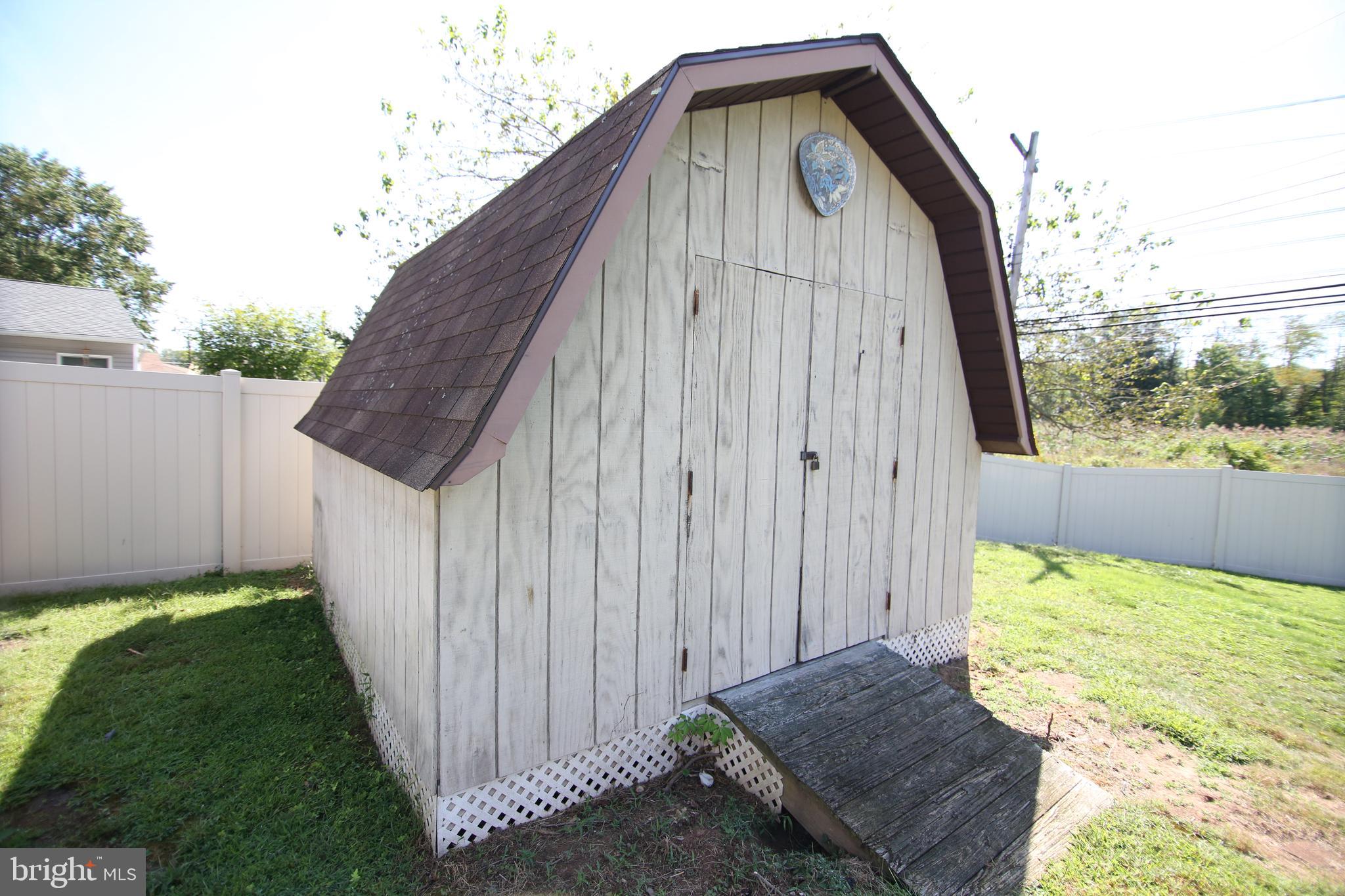 23 Vineyard Road Levittown, PA 19057 - Photo 26 of 30 Storage Shed