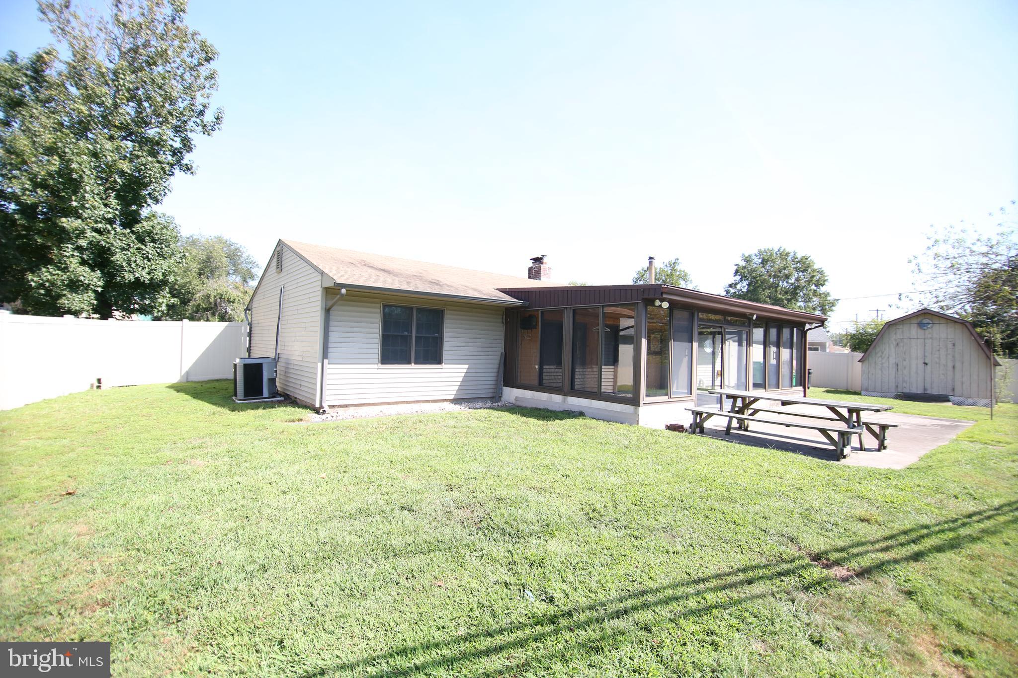 23 Vineyard Road Levittown, PA 19057 - Photo 28 of 30 Exterior Rear
