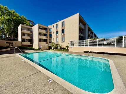 $880,000 | 320 Vallejo Drive, Unit 30, Millbrae, CA 94030