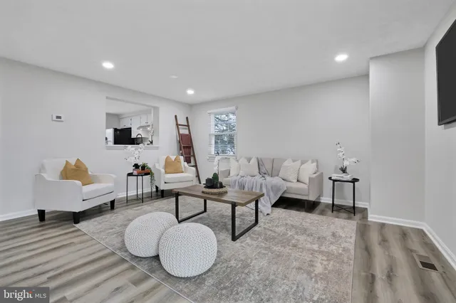 $390,000 | 7257 Procopio Circle, Columbia, MD 21046