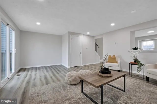 $390,000 | 7257 Procopio Circle, Columbia, MD 21046