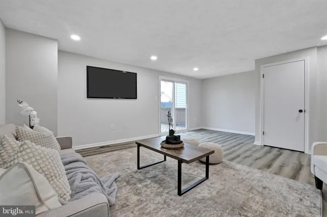 $390,000 | 7257 Procopio Circle, Columbia, MD 21046