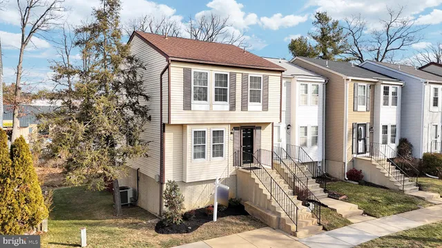 $390,000 | 7257 Procopio Circle, Columbia, MD 21046