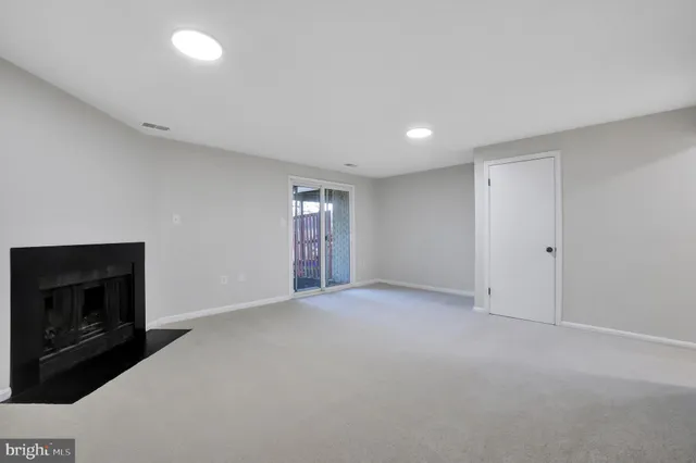 $390,000 | 7257 Procopio Circle, Columbia, MD 21046