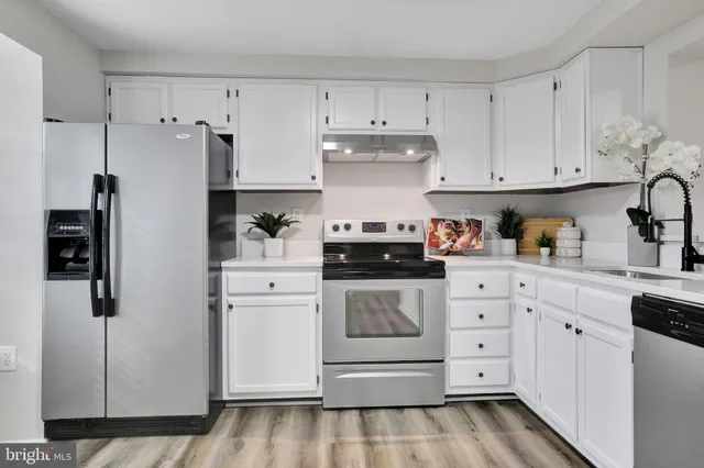 $390,000 | 7257 Procopio Circle, Columbia, MD 21046