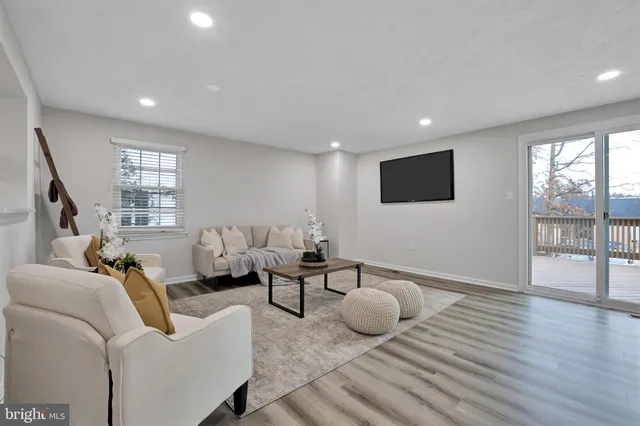 $390,000 | 7257 Procopio Circle, Columbia, MD 21046