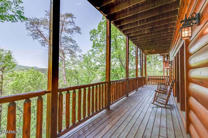 1304 Timberwolf Way Sevierville, TN 37876 - Photo 30 of 36 a view of balcony with wooden floor