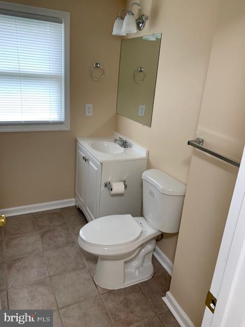 4214 Railroad Road Hurlock, MD 21643 - Photo 15 of 23 Bathroom