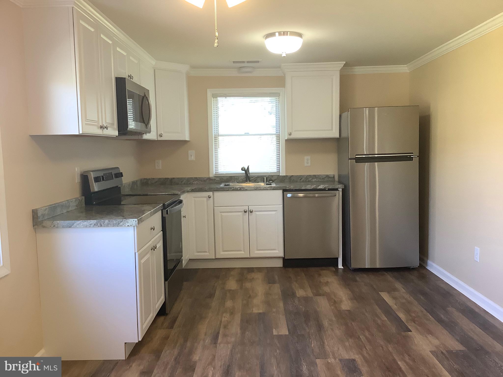 4214 Railroad Road Hurlock, MD 21643 - Photo 5 of 23 Kitchen