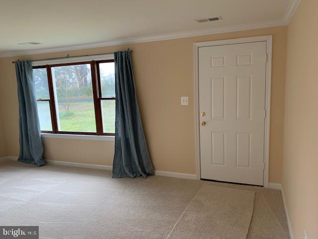 4214 Railroad Road Hurlock, MD 21643 - Photo 9 of 23 Living Room/ Front Door