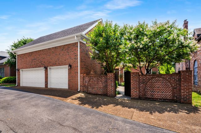$2,499,000 | 53 Whitworth Boulevard, Nashville, TN 37205