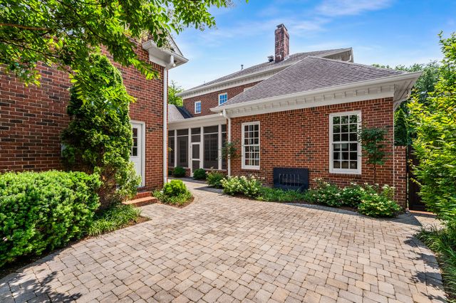 $2,499,000 | 53 Whitworth Boulevard, Nashville, TN 37205