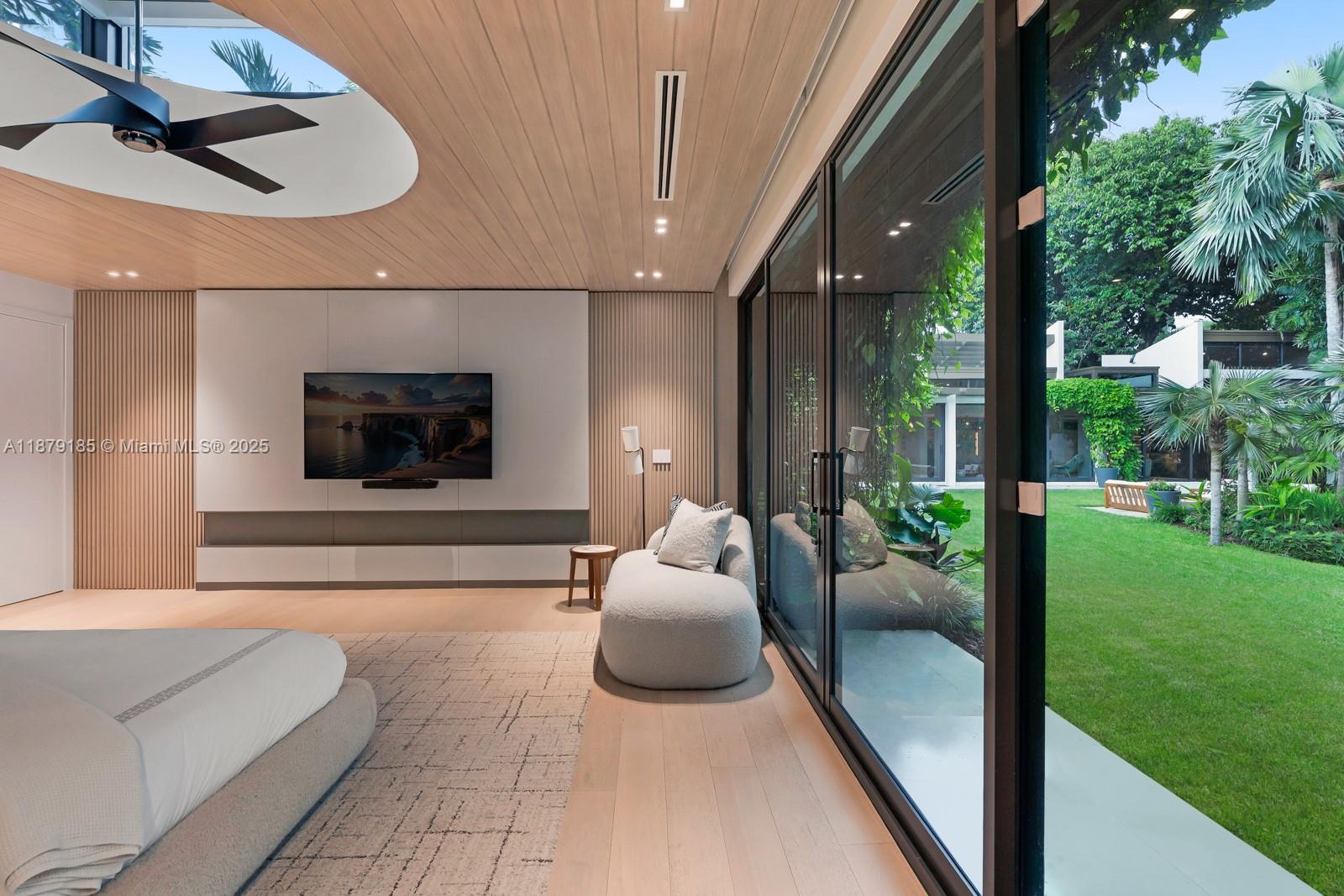 3651 St Gaudens Road Coconut Grove, FL 33133 - Photo 27 of 70 a lobby with furniture and garden view