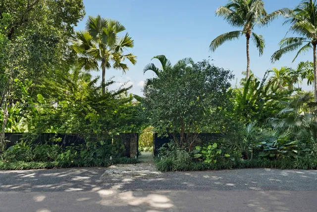 $9,995,000 | 3651 St Gaudens Road, Coconut Grove, FL 33133