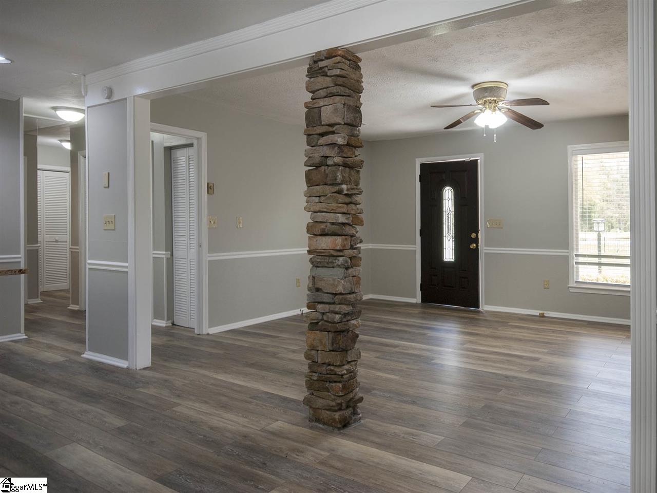 1115 Chastain Road Liberty, SC 29657 - Photo 7 of 34