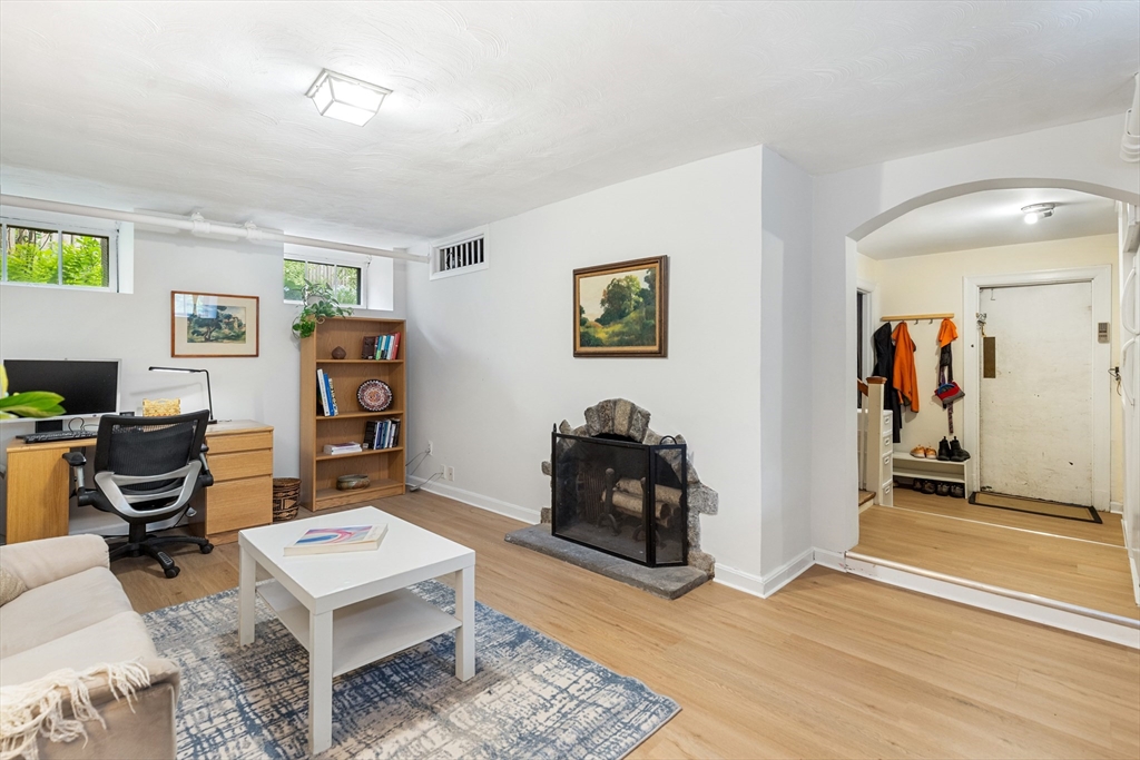 10 Hillsdale Road Arlington, MA 02476 - Photo 20 of 42 Gallery Image 20