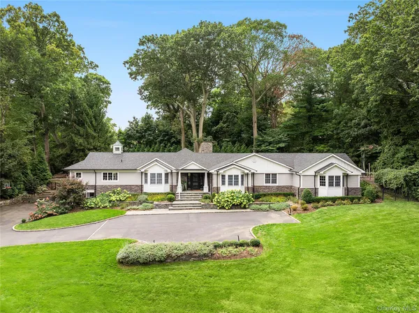 $3,895,000 | 40 Dogwood Lane, Sands Point, NY 11050