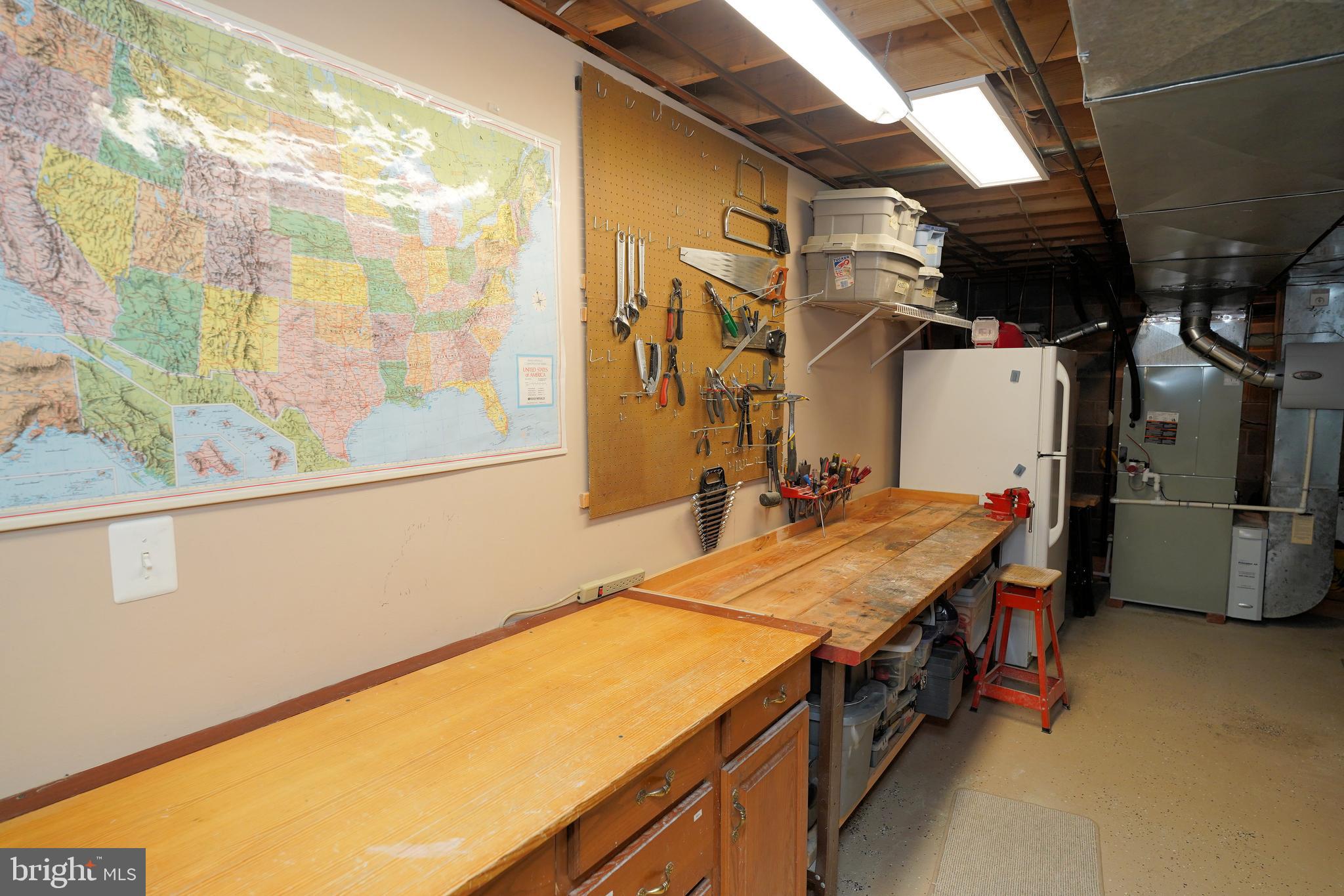 27 Priory Road Princeton Junction, NJ 08550 - Photo 41 of 48 Basement Workbench