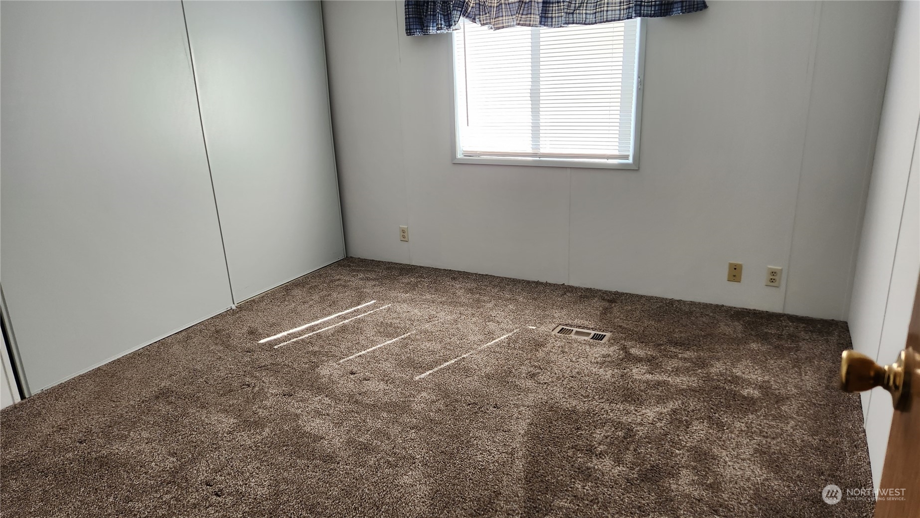 4719 Alderson Road Blaine, WA 98230 - Photo 12 of 21 Gallery Image 12