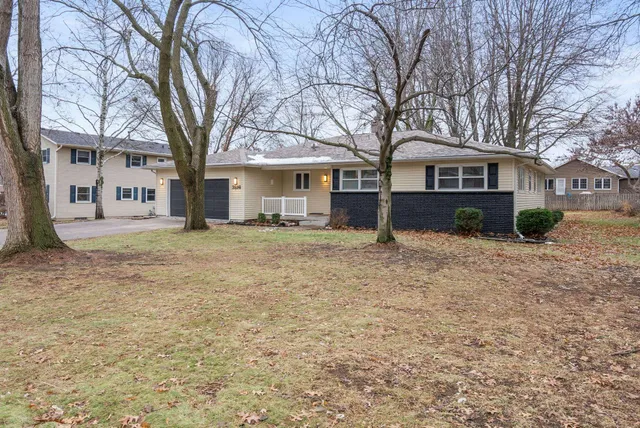 $369,900 | 3816 Woodland Court, Davenport, IA 52807