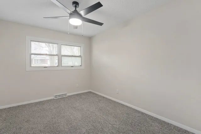 $369,900 | 3816 Woodland Court, Davenport, IA 52807