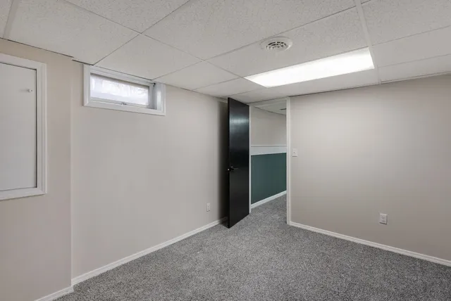 $369,900 | 3816 Woodland Court, Davenport, IA 52807