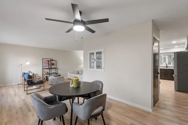 $369,900 | 3816 Woodland Court, Davenport, IA 52807