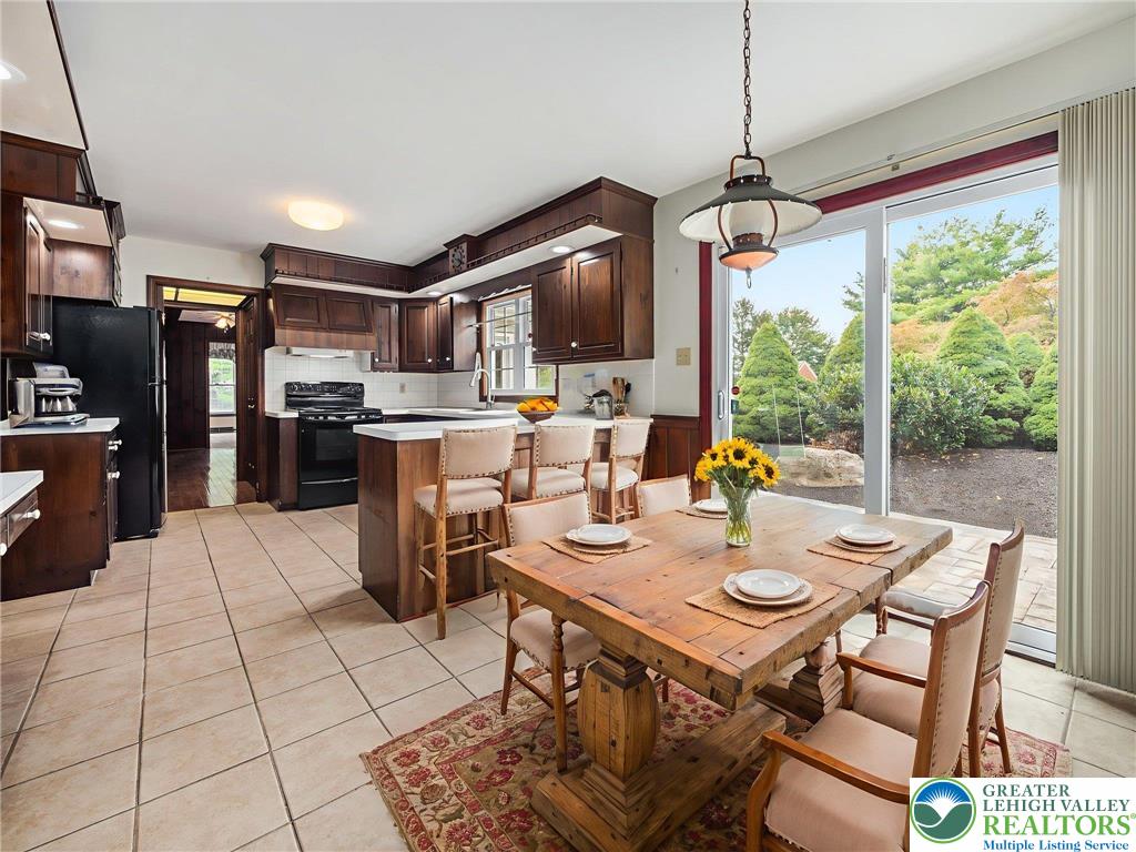 2518 Stanford Circle Emmaus, PA 18049 - Photo 28 of 60