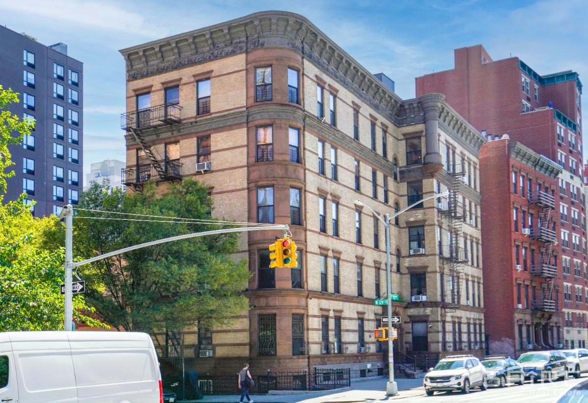 370 St Nicholas Avenue, Unit 5B Manhattan, NY 10027 - Photo 23 of 23 a front view of a building