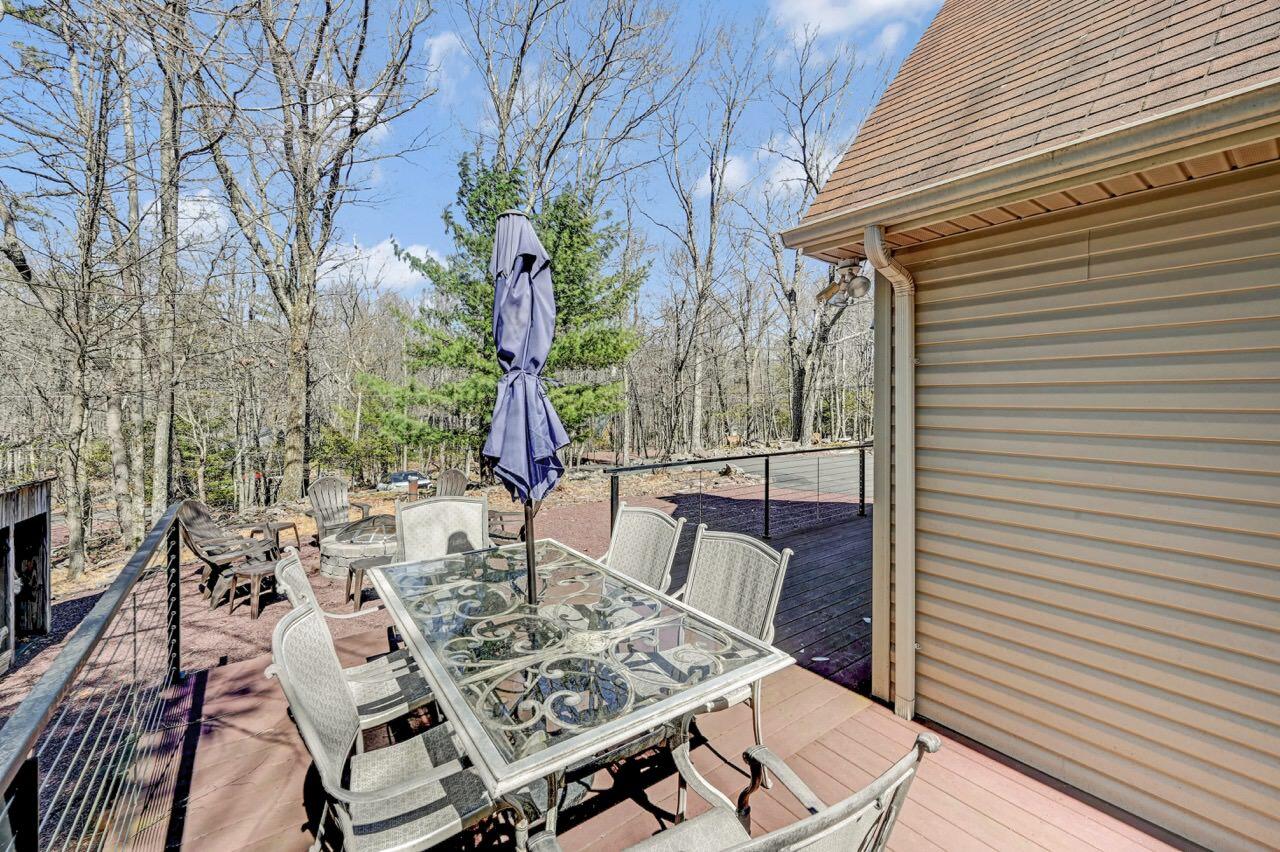 29 Estates Drive Lake Harmony, PA 18624 - Photo 13 of 75 29 Estates Dr 65 Large