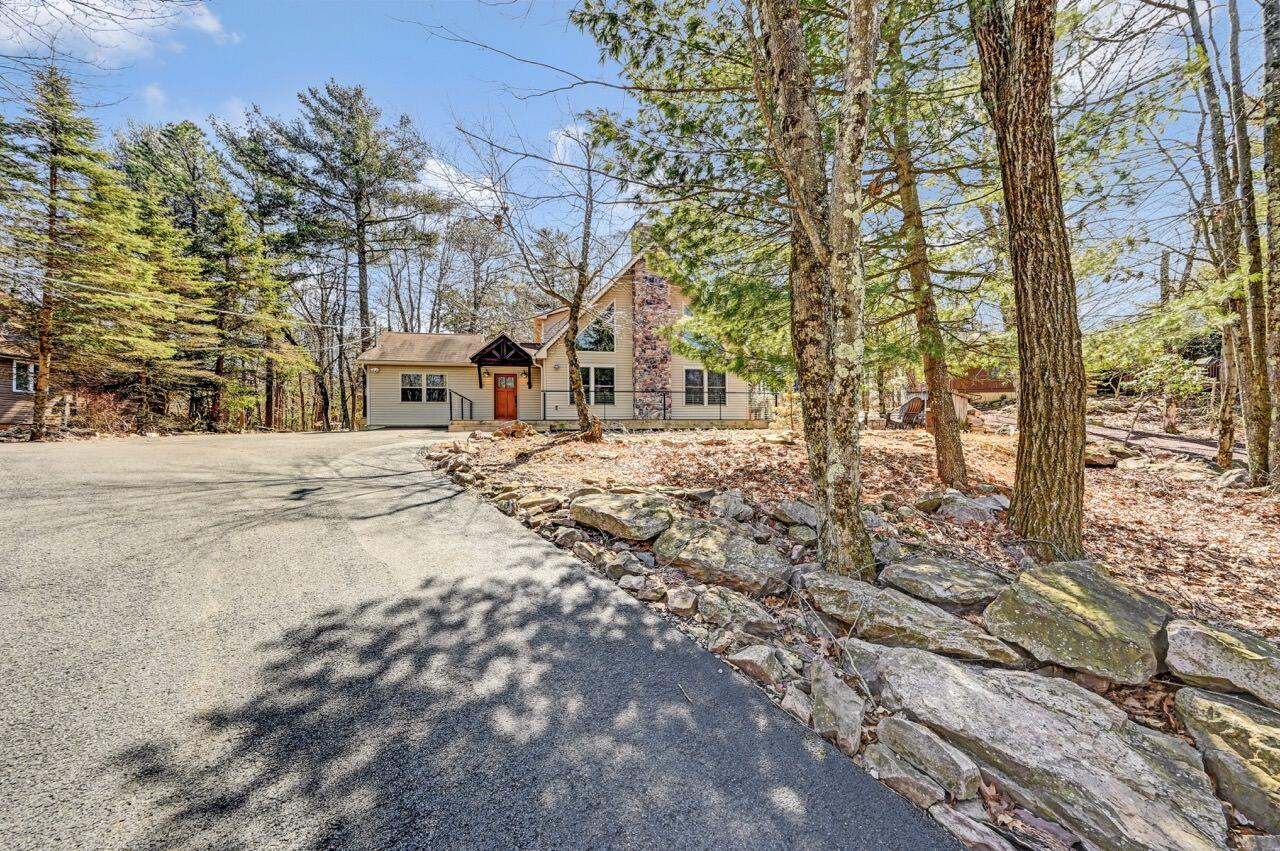 29 Estates Drive Lake Harmony, PA 18624 - Photo 4 of 75 29 Estates Dr 72 Large