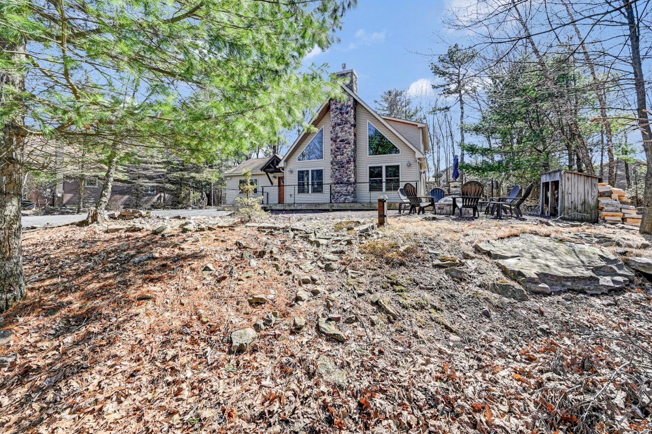 29 Estates Drive Lake Harmony, PA 18624 - Photo 6 of 75 29 Estates Dr 01 Large