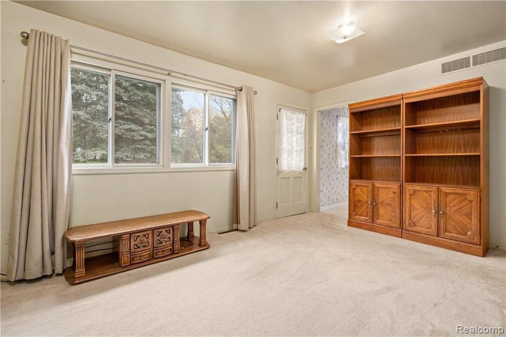 185 Wimpole Drive Rochester Hills, MI 48309 - Photo 14 of 24