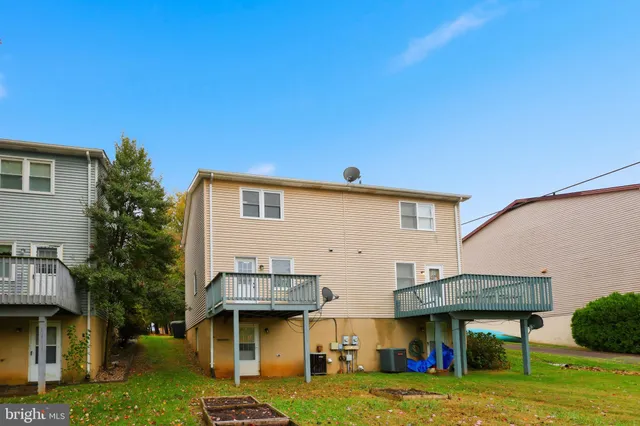 $1,800 | 405 Willow Lawn Drive, Culpeper, VA 22701