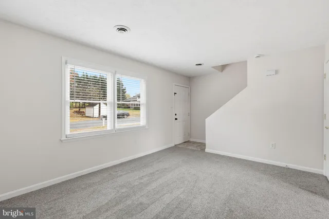 $1,800 | 405 Willow Lawn Drive, Culpeper, VA 22701