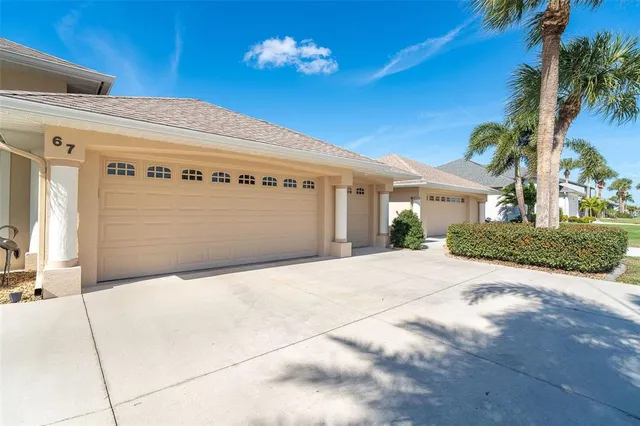 $575,000 | 67 Pinehurst Place, Rotonda West, FL 33947