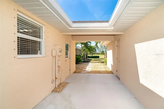 $575,000 | 67 Pinehurst Place, Rotonda West, FL 33947