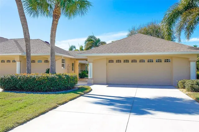 $575,000 | 67 Pinehurst Place, Rotonda West, FL 33947
