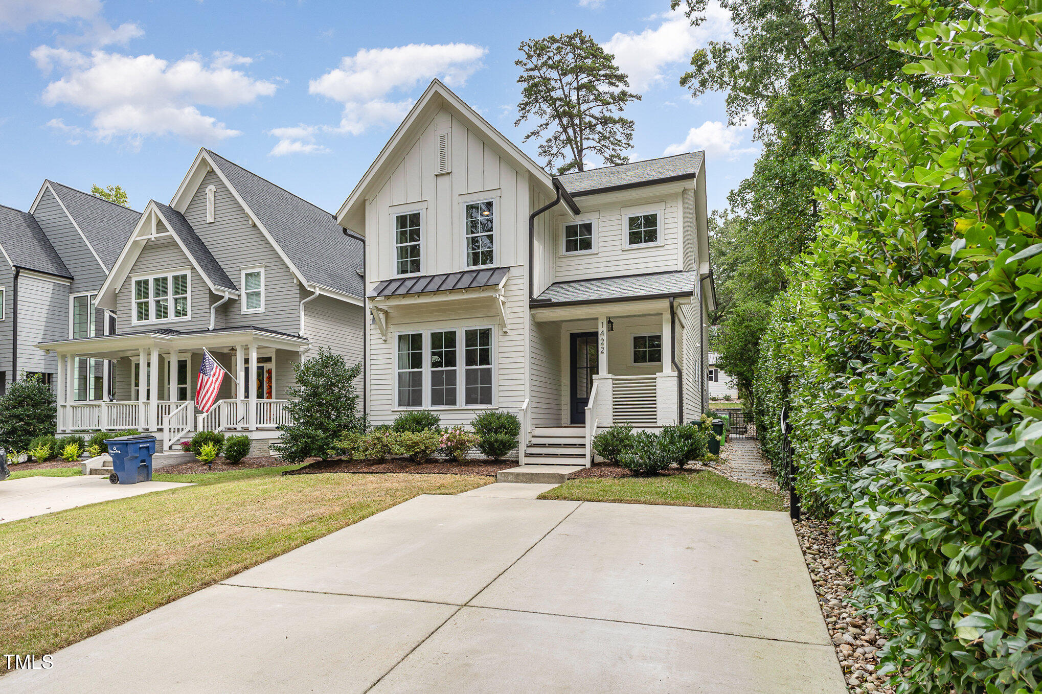 1422 Banbury Road Raleigh, NC 27607 - Photo 41 of 48 a front view of a house with a yard