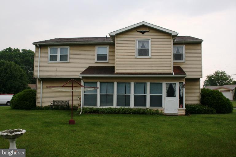 101 Lincoln Road Chambersburg, PA 17201 - Photo 12 of 24 Exterior (Rear)