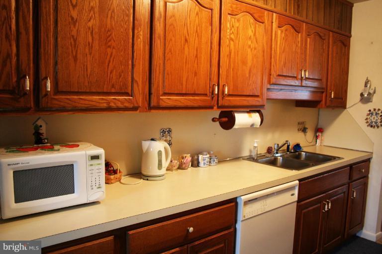 101 Lincoln Road Chambersburg, PA 17201 - Photo 24 of 24 Kitchen