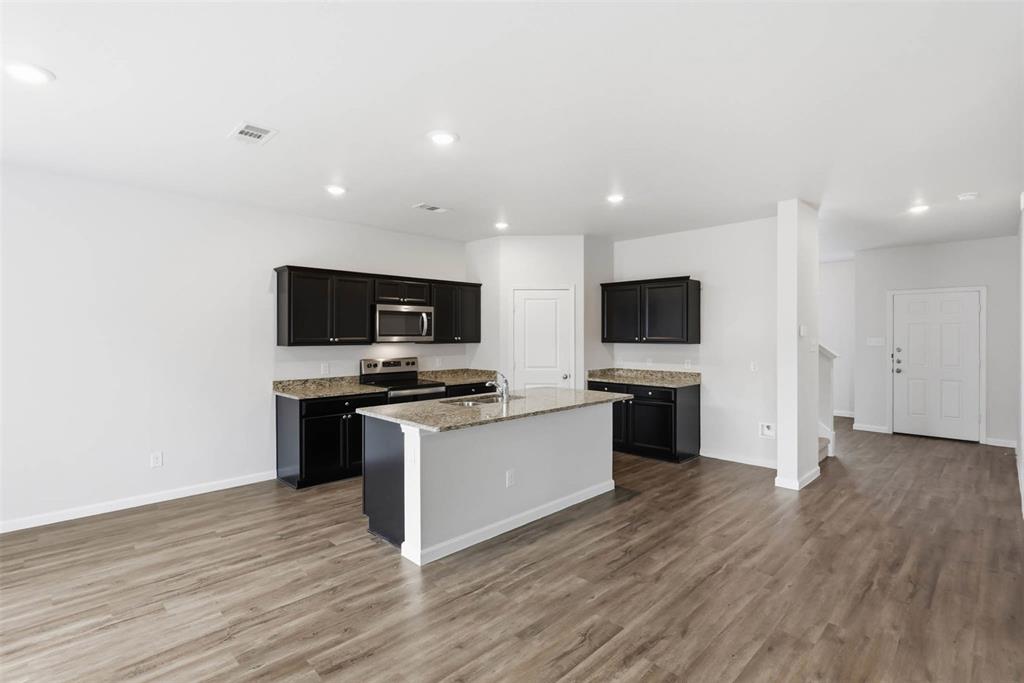 453 Canoe Way Crowley, TX 76036 - Photo 5 of 27