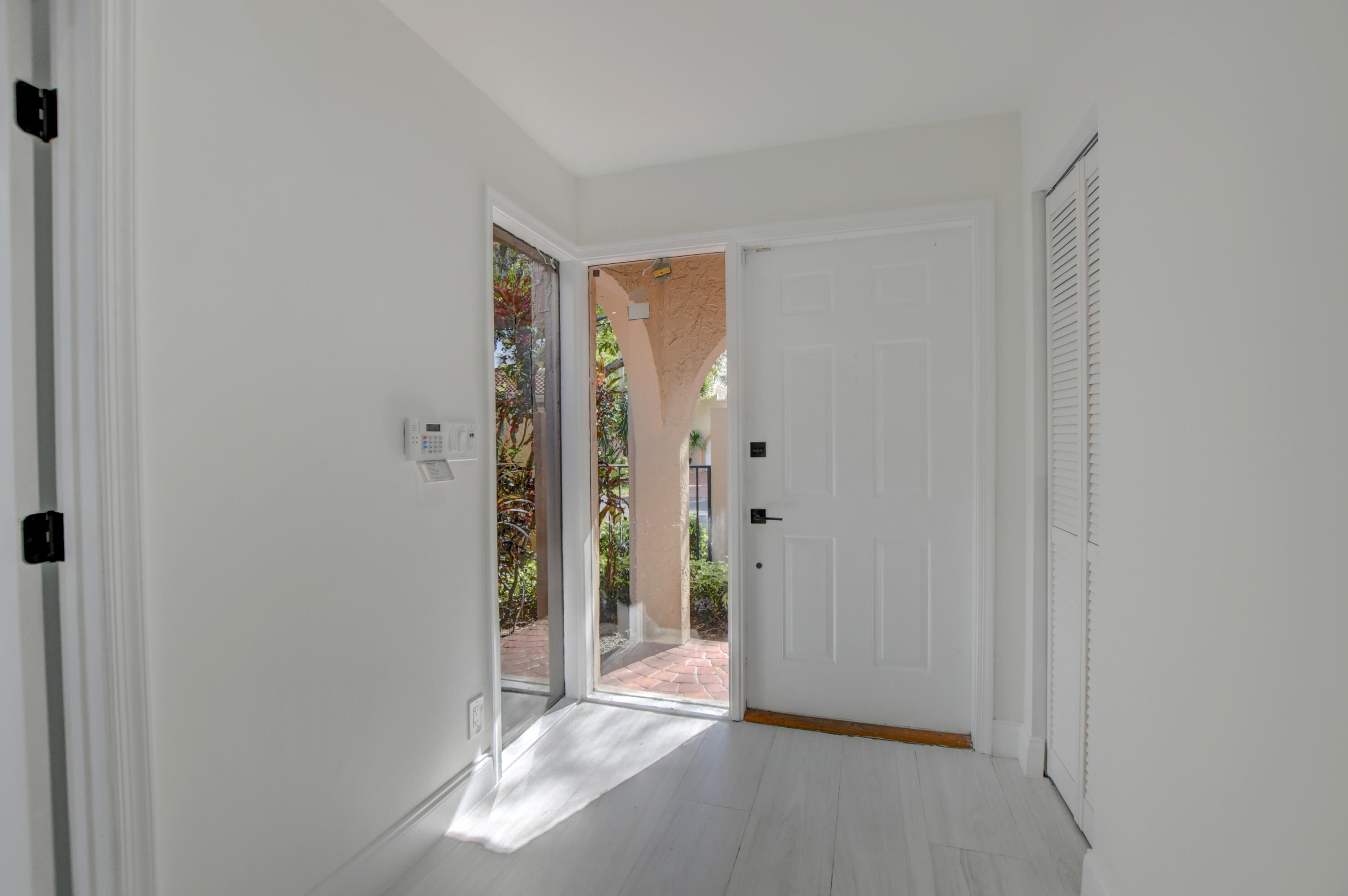 22780 Meridiana Drive Boca Raton, FL 33433 - Photo 15 of 63 Entrance Foyer