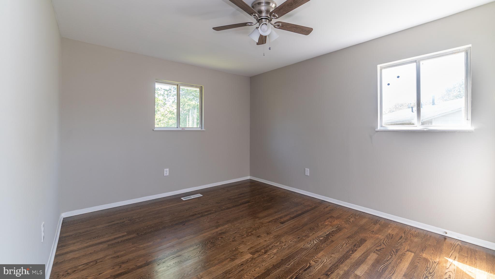 5303 Whitfield Chapel Road Lanham, MD 20706 - Photo 13 of 35 Bedroom 2