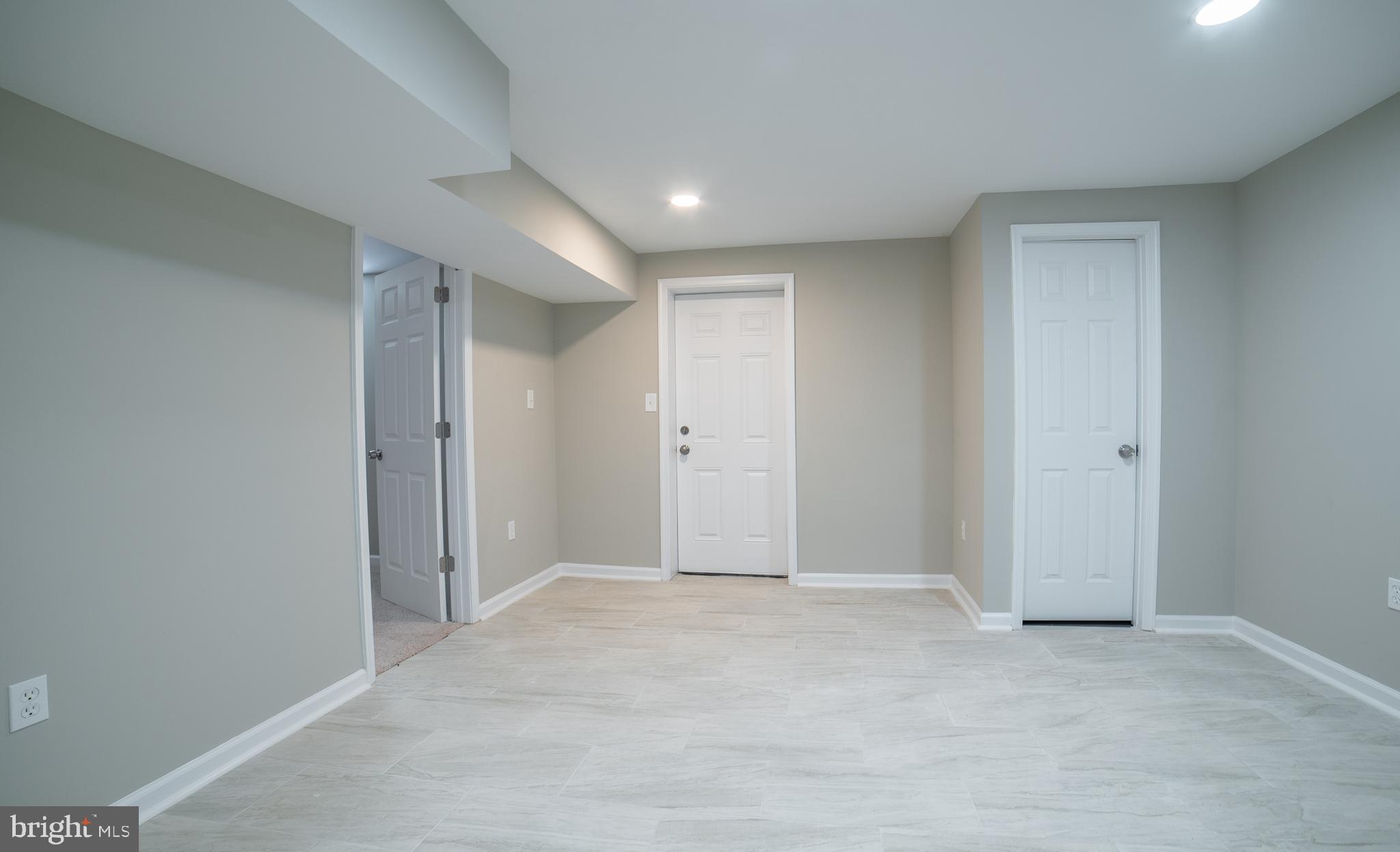 5303 Whitfield Chapel Road Lanham, MD 20706 - Photo 24 of 35 Open Lounge/Sitting Area to Bedroom 4