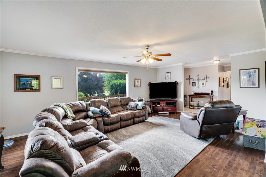880 Shorey Road Chehalis, WA 98532 - Photo 6 of 40 Gallery Image 6