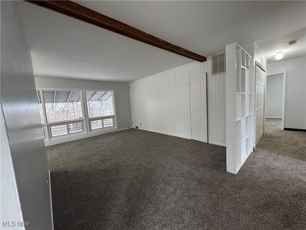 866 Warrington Road Akron, OH 44320 - Photo 3 of 10 Gallery Image 3