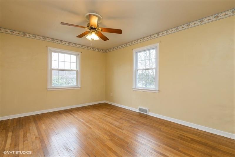 755 Mercer Road Beaver Falls, PA 15010 - Photo 13 of 25 Gallery Image 13