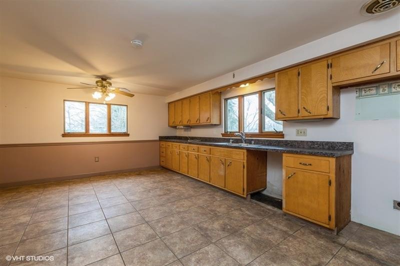 755 Mercer Road Beaver Falls, PA 15010 - Photo 5 of 25 Gallery Image 5